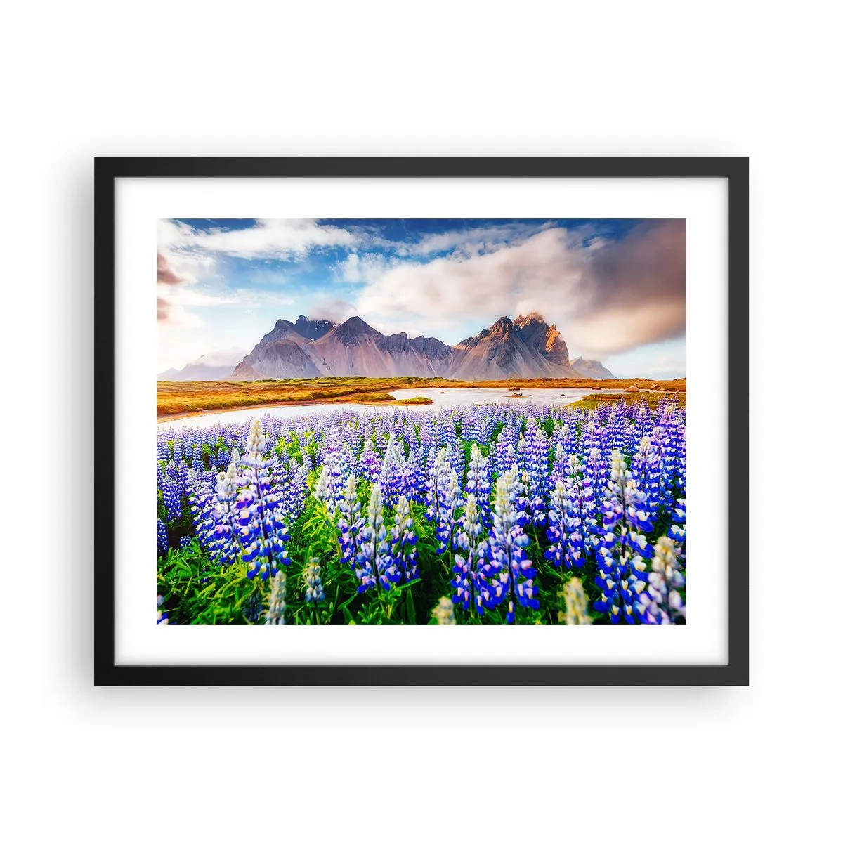 Affisch i svart ram - Styrka och stränghet bredvid mildhet - 50x40 cm