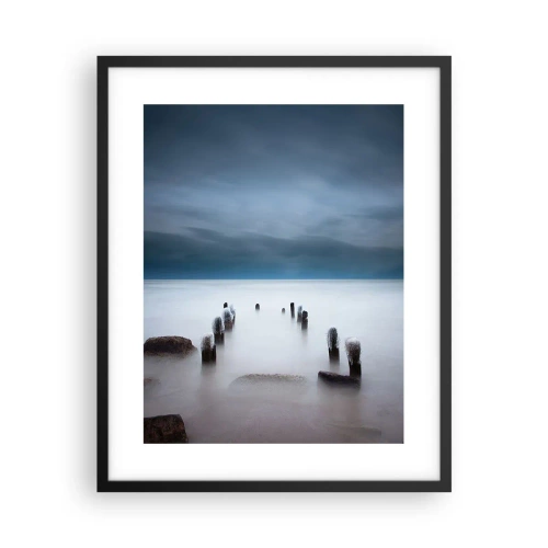 Affisch i svart ram - Fundersam sjö - 40x50 cm