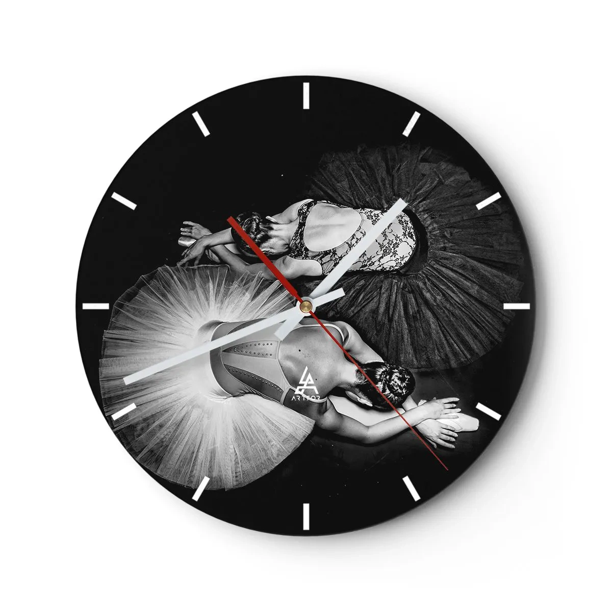 Väggklocka - Klocka på glas - En astronaut som driver i rymden ovanför jorden - 30x30cm - Jin och jang – den perfekta balansen - Modern väggdekoration för vardagsrum, kök och sovrum ARTTOR