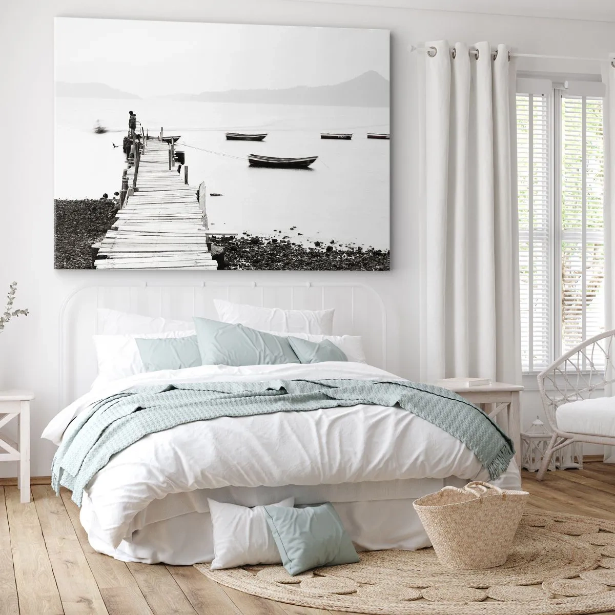 Canvastavla - Bild på duk - Träpir och båtar på lugnt vatten - 70x50cm - Vid tyst och rent vatten - Modern väggdekoration för vardagsrum och sovrum ARTTOR