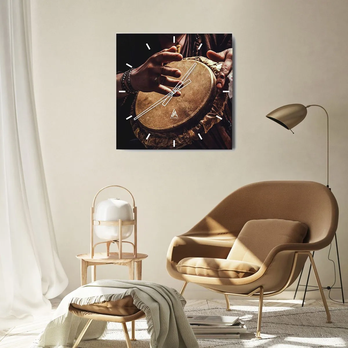 Väggklocka - Klocka på glas - I hjärtats takt - 30x30 cm