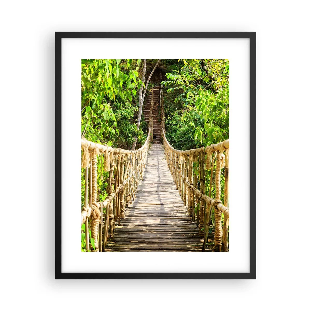 Affisch i svart ram - Upphängd i grönskan - 40x50 cm