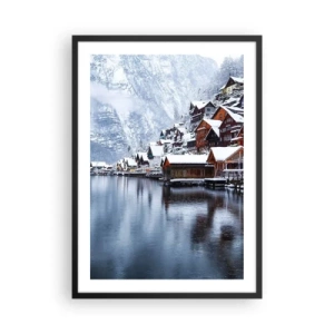 Affisch i svart ram - Vinterlandskap i en bergsby vid sjön - 50x70cm - I vinterns dräkt - Modern väggdekoration för vardagsrum och sovrum ARTTOR
