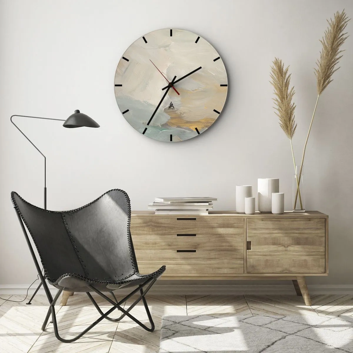 Väggklocka - Klocka på glas - Fina penseldrag i beige, blått och guld - 30x30cm - Abstraktion - ett land av mildhet - Modern väggdekoration för vardagsrum, kök och sovrum ARTTOR