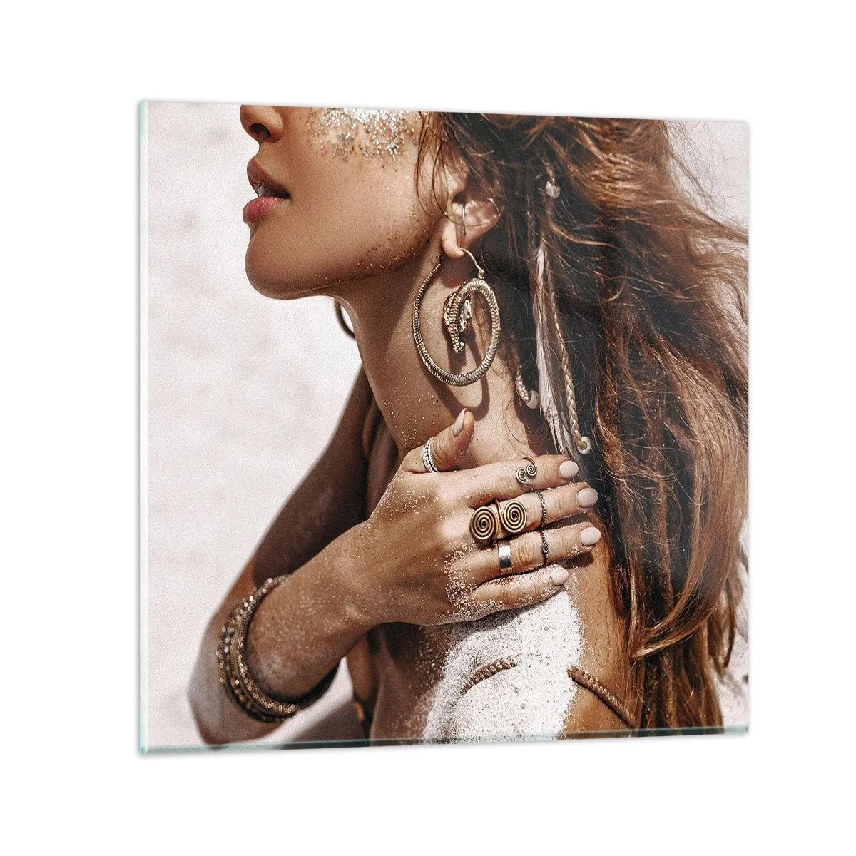 Glastavla - Bild på glas - Vilda strandens drottning - 70x70 cm