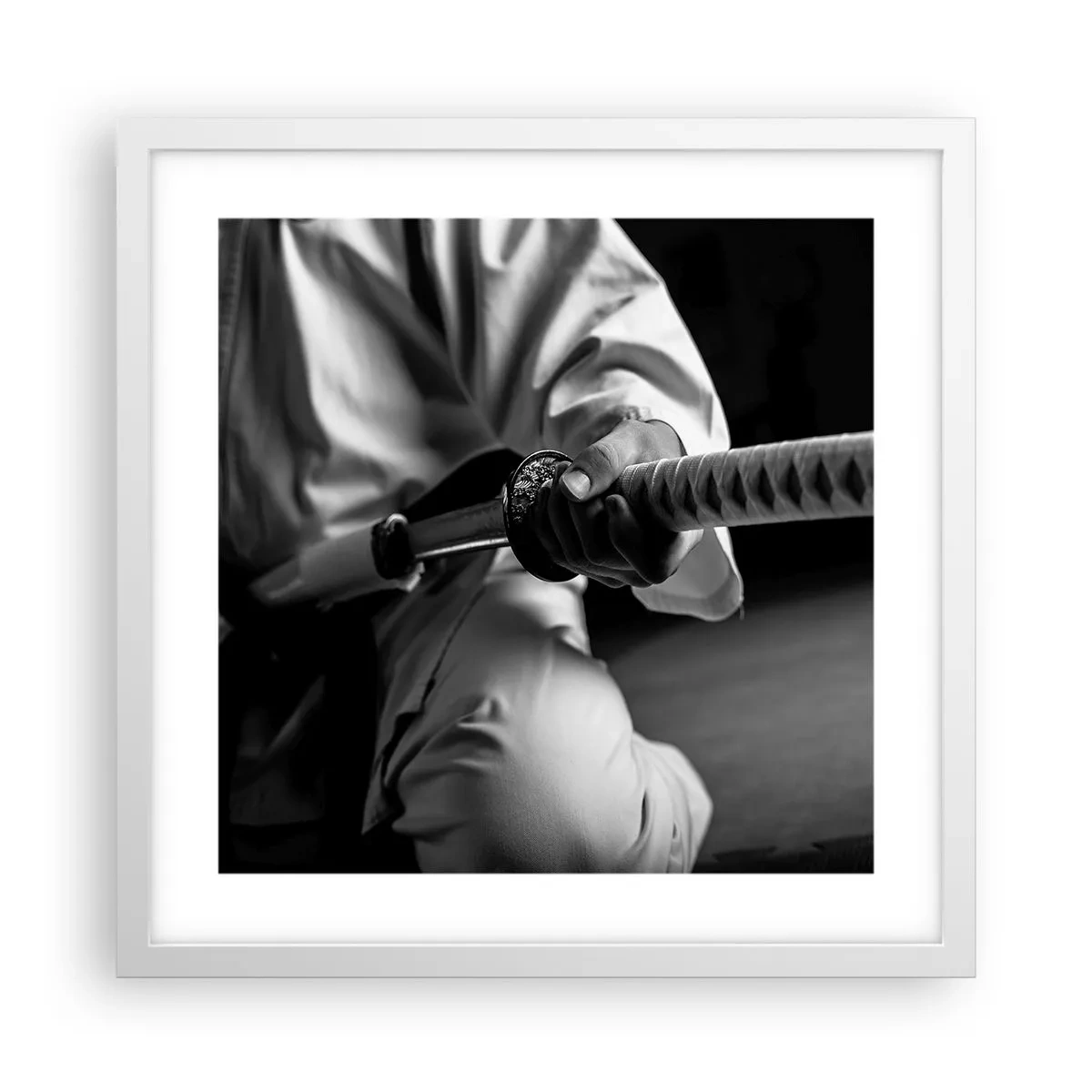 Affisch i vit ram - Kämpens själ - 40x40 cm