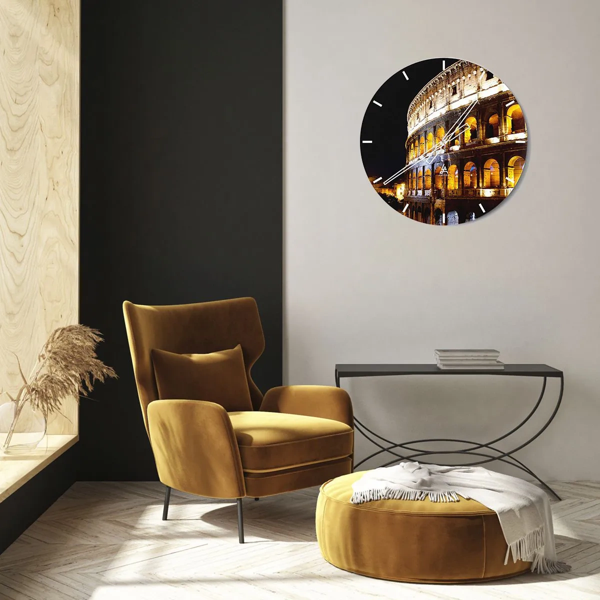 Väggklocka - Klocka på glas - Colosseum upplyst på natten mot en svart bakgrund - 30x30cm - Låt tävlingen börja - Modern väggdekoration för vardagsrum, kök och sovrum ARTTOR