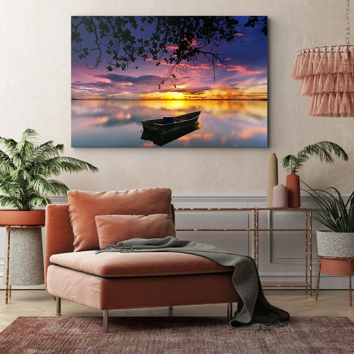Canvastavla - Bild på duk - En båt på lugnt vatten vid solnedgången - 70x50cm - "Du verkar hänga i mitten av himmelvalvet…" - Modern väggdekoration för vardagsrum och sovrum ARTTOR