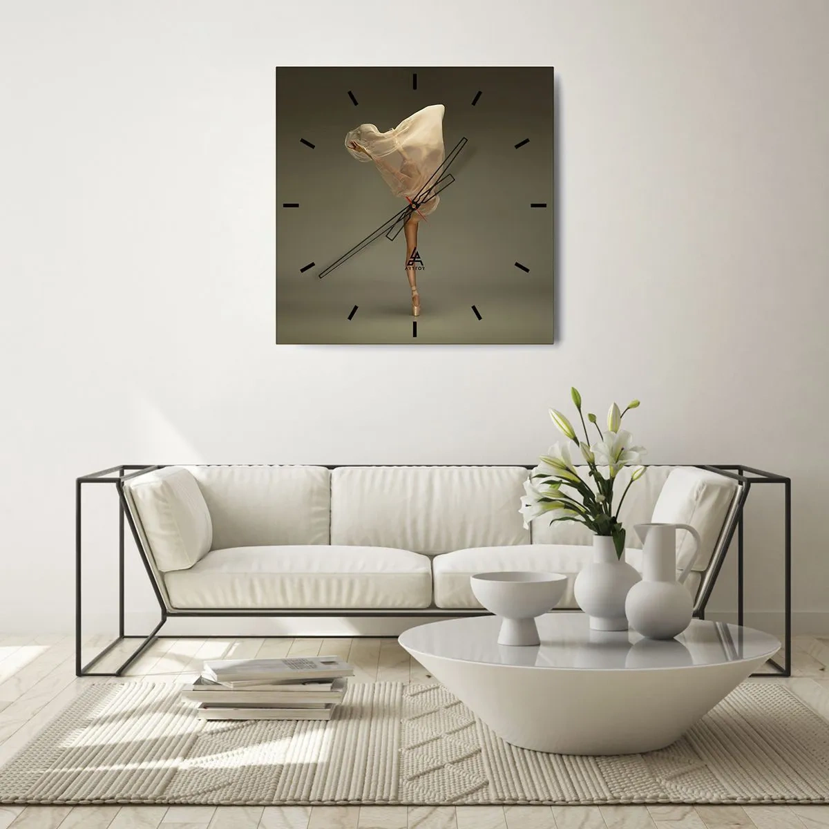 Väggklocka - Klocka på glas - Den lyfter snart - 30x30 cm