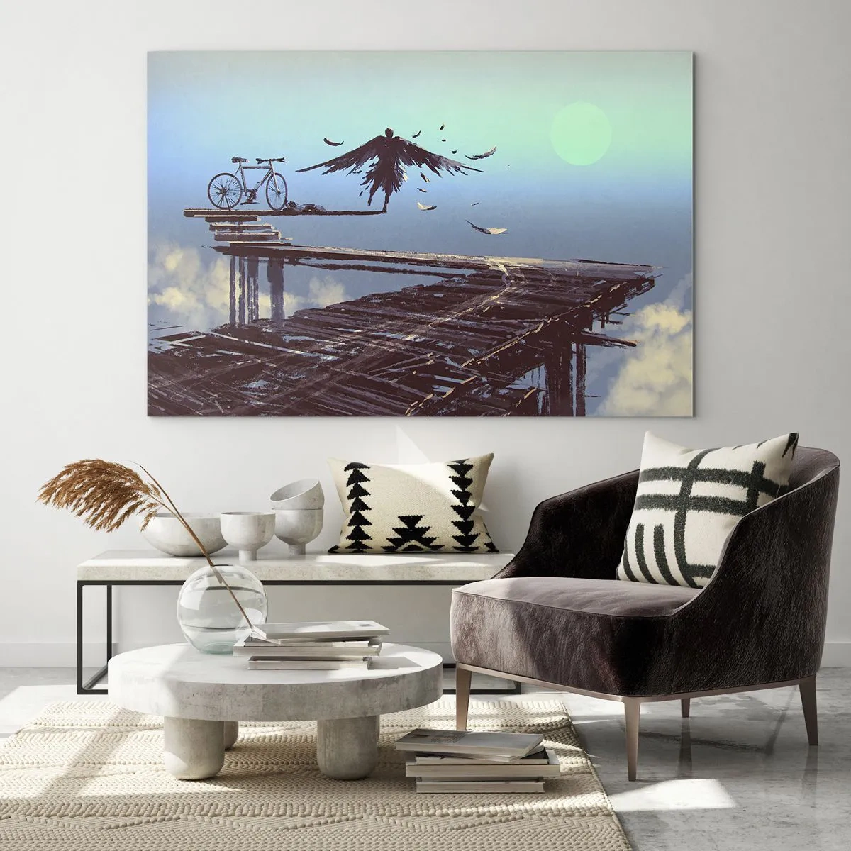 Glastavla - Bild på glas - En figur med en cykel på en träbro ovanför molnen - 70x50cm - Ikaros lever än - Modern väggdekoration för vardagsrum och sovrum ARTTOR