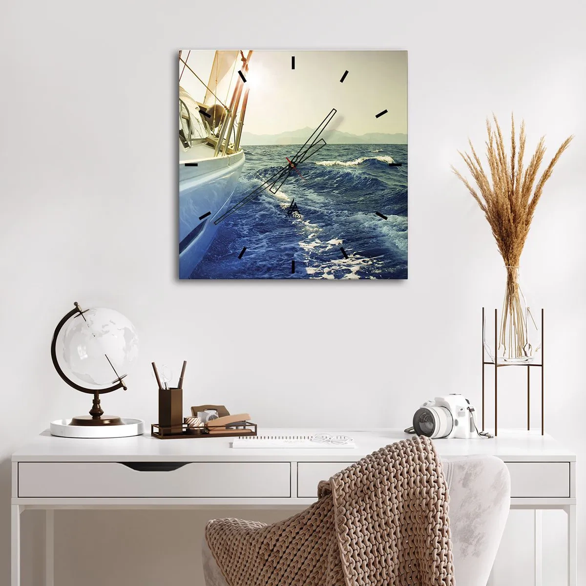 Väggklocka - Klocka på glas - Mot äventyret - 30x30 cm