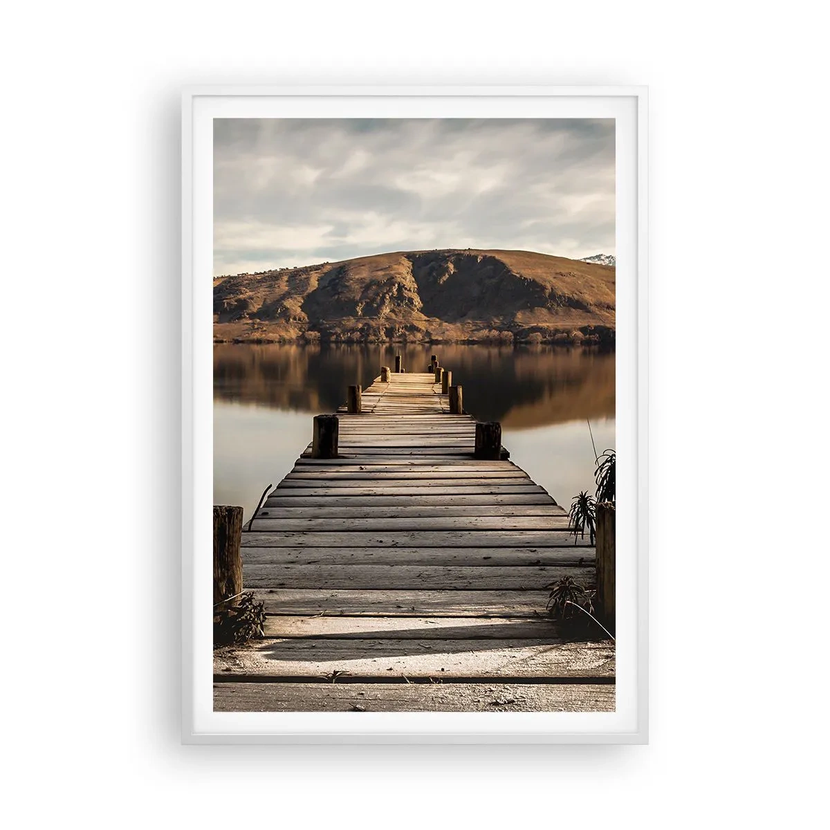 Affisch i vit ram - Ett landskap i tystnad - 70x100 cm