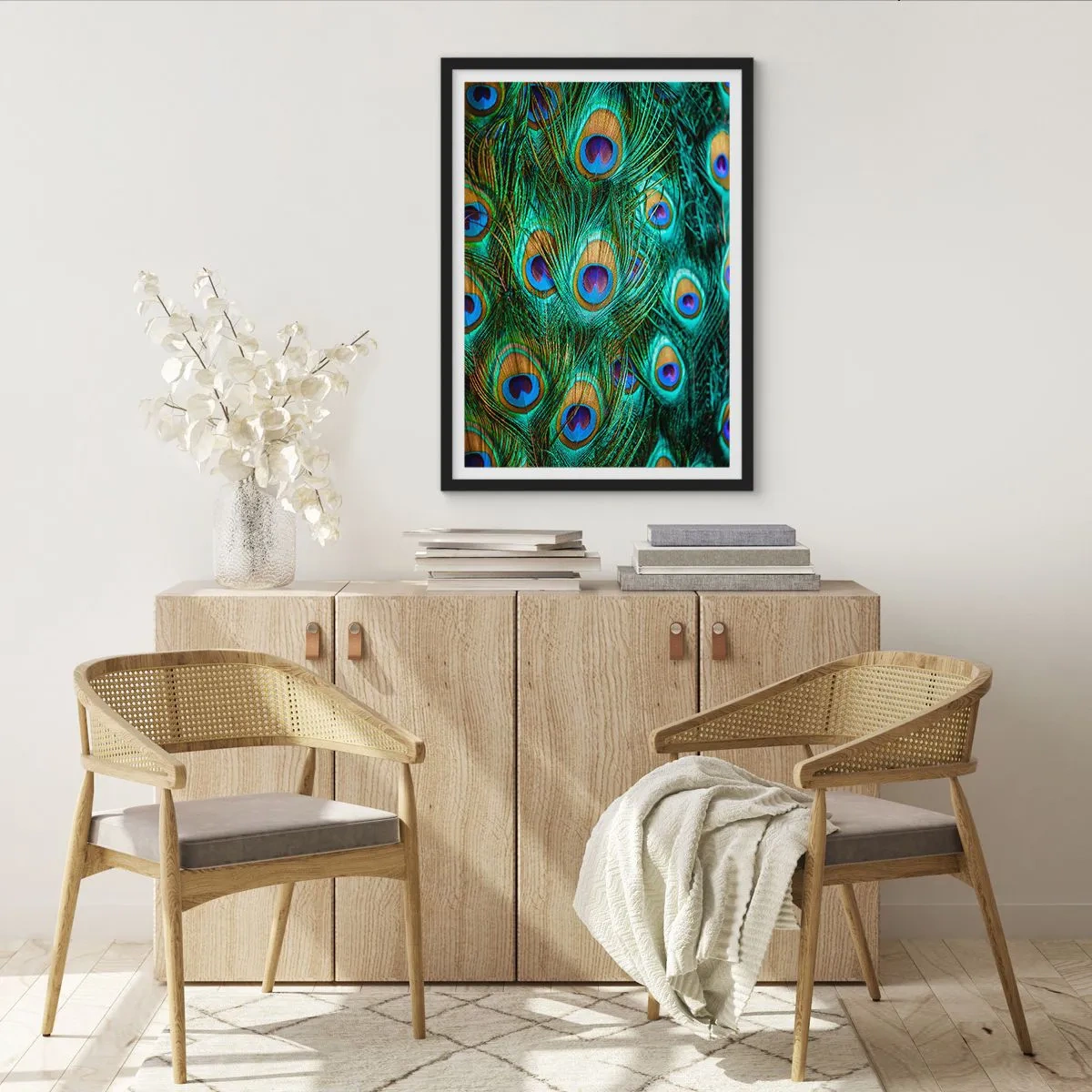 Affisch i svart ram - Påfågels blick - 61x91 cm