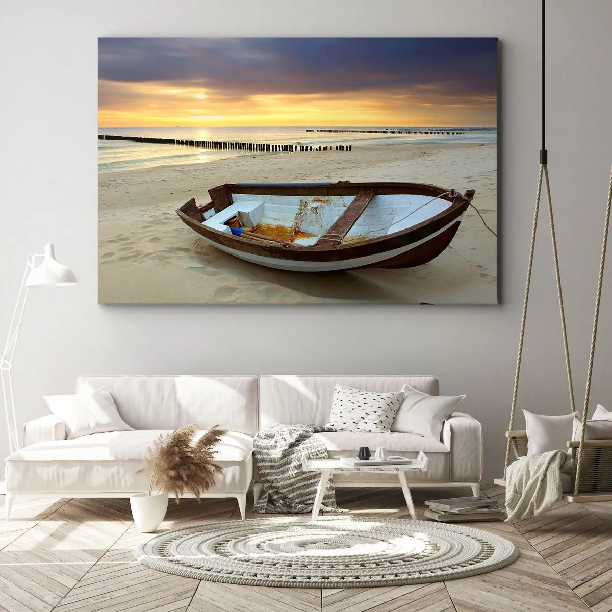 Canvastavla - Bild på duk - En båt på en sandstrand vid solnedgången - 70x50cm - Det finns inga vackrare stränder - Modern väggdekoration för vardagsrum och sovrum ARTTOR