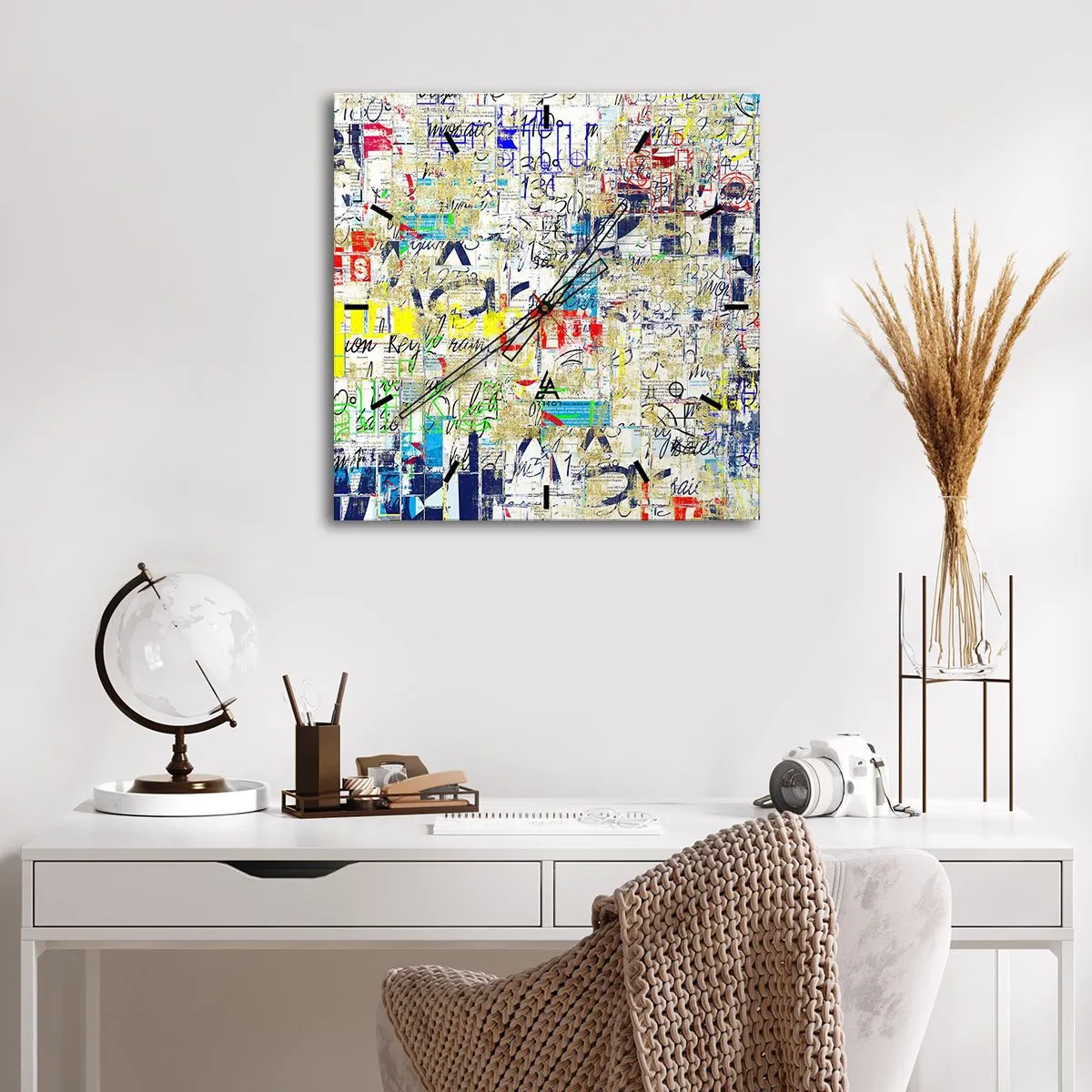 Väggklocka - Klocka på glas - Helt enkelt gläder ögonen - 40x40 cm