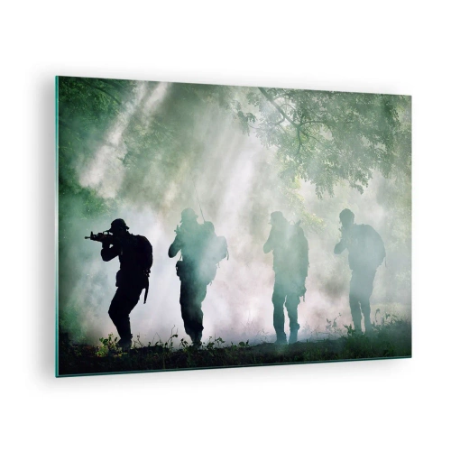 Glastavla - Bild på glas - En grupp soldater i rök, som går genom skogen, i full beredskap - 70x50cm - En för alla... - Modern väggdekoration för vardagsrum och sovrum ARTTOR
