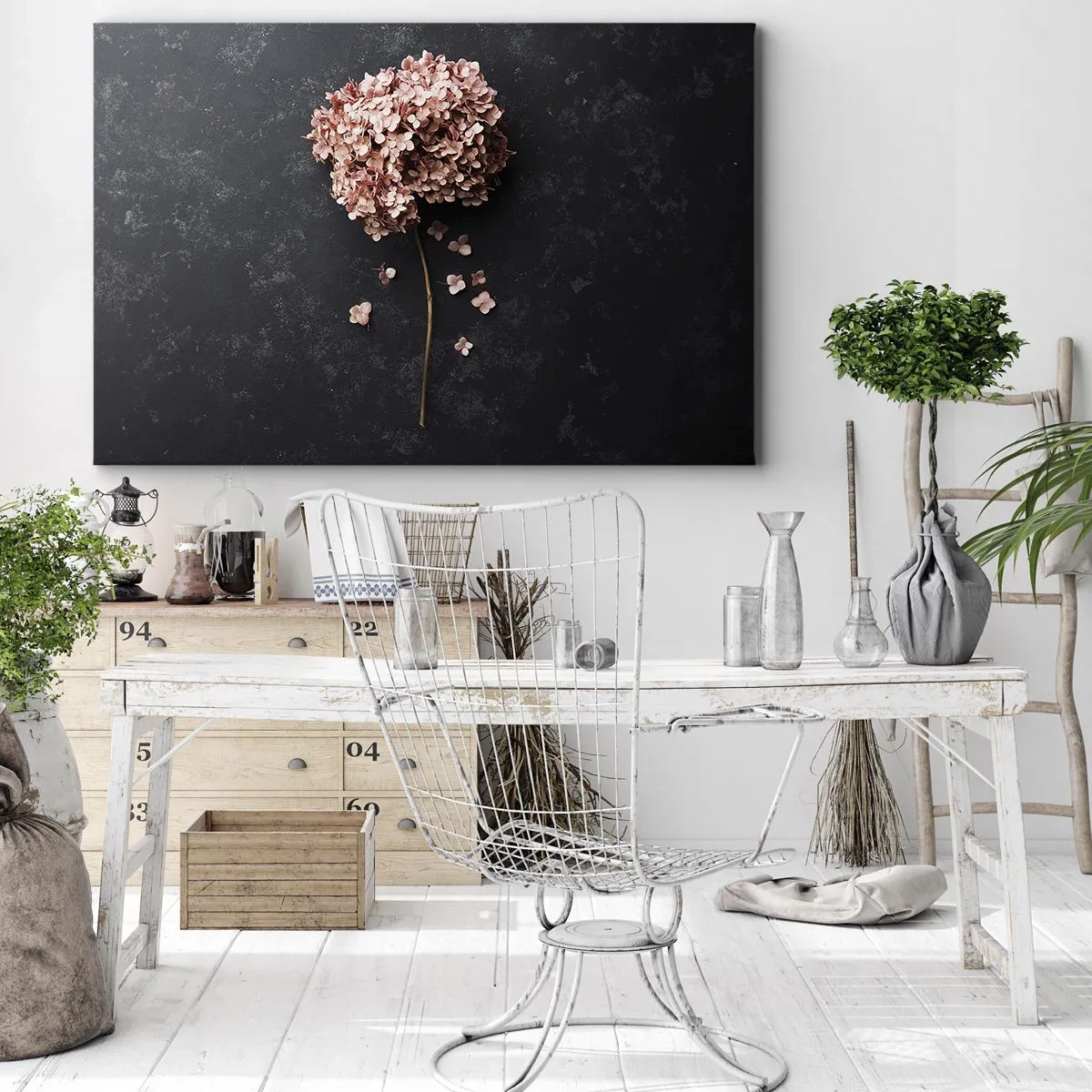 Canvastavla - Bild på duk - En delikat hortensiablomma på en mörk bakgrund - 70x50cm - Ett verkligt romantiskt tecken - Modern väggdekoration för vardagsrum och sovrum ARTTOR
