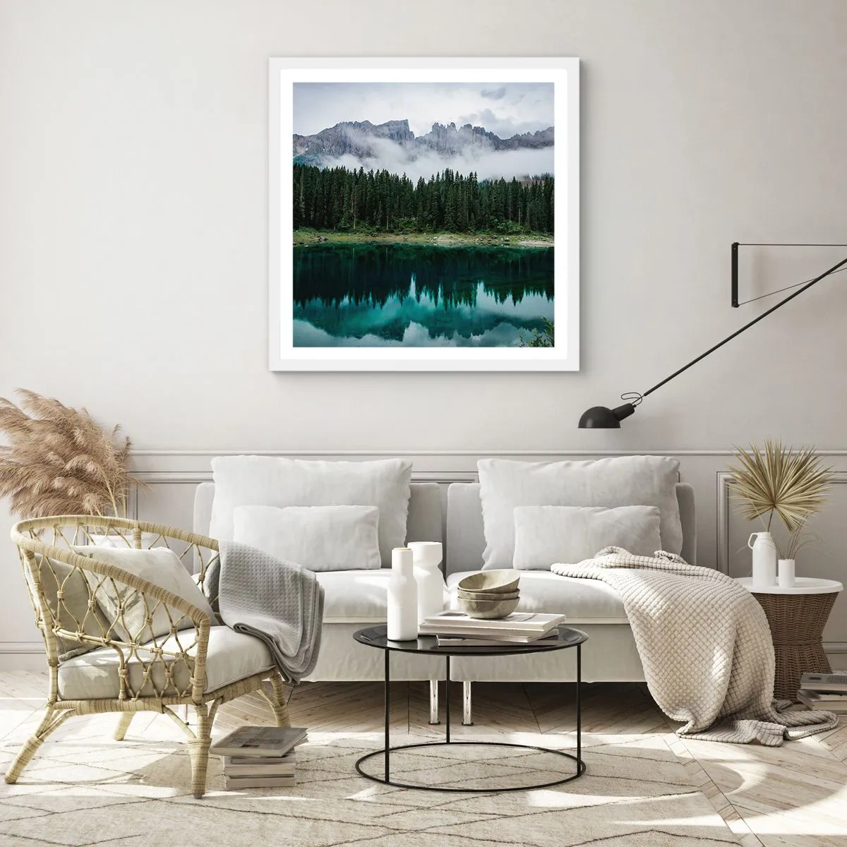 Affisch i vit ram - Tyst, tyst, väck inte sovande vatten... - 60x60 cm