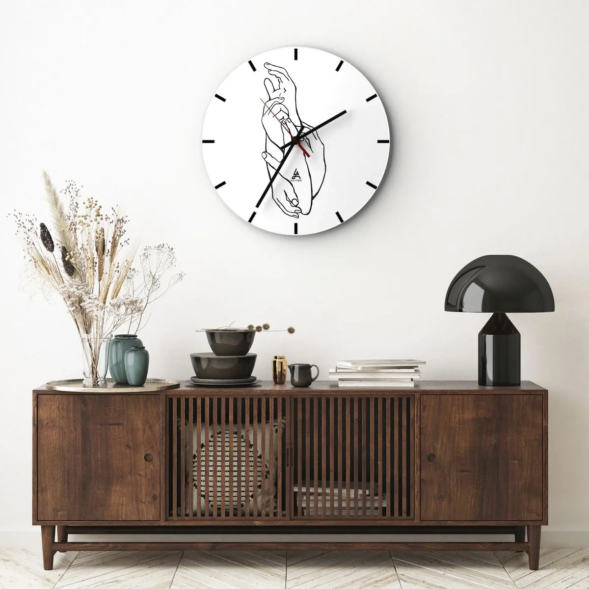 Väggklocka - Klocka på glas - Hand i hand - 40x40 cm