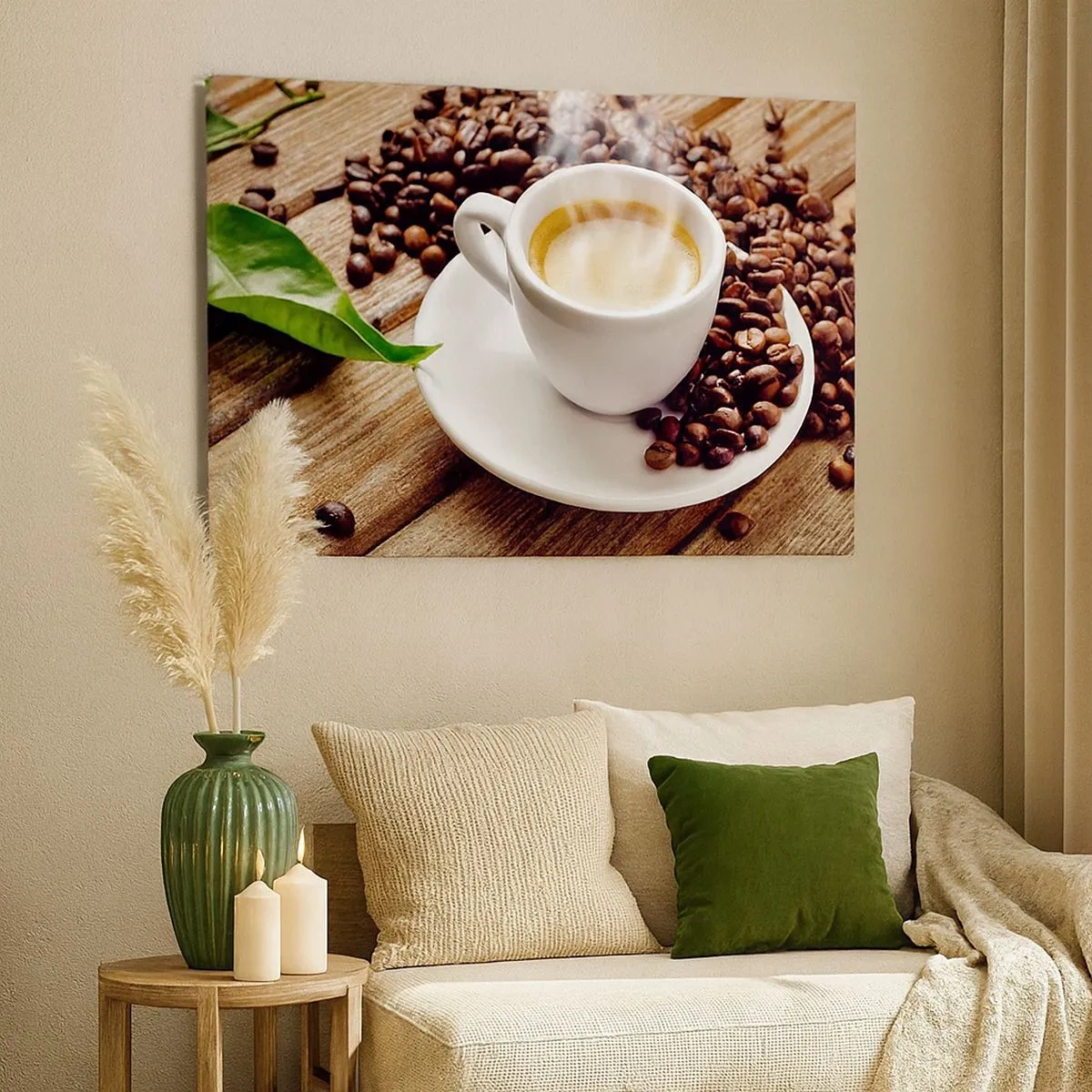 Canvastavla - Bild på duk - En kopp aromatiskt kaffe mot bakgrund av bönor och ett blad - 70x50cm - Kaffe på bordet - Modern väggdekoration för vardagsrum och sovrum ARTTOR