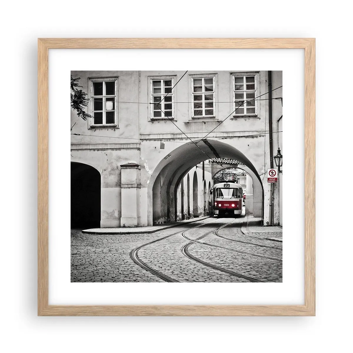 Affisch i ram av ljusek - Genom stadens labyrint - 40x40 cm