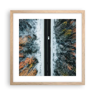 Affisch i ram av ljusek - Genom vinterskogen - 40x40 cm