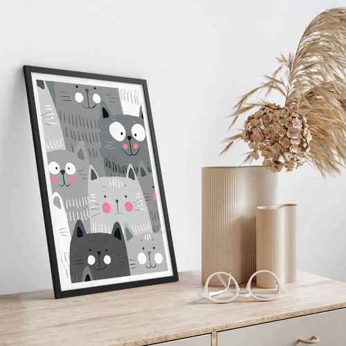 Affisch i svart ram - Katternas värld - 50x70 cm